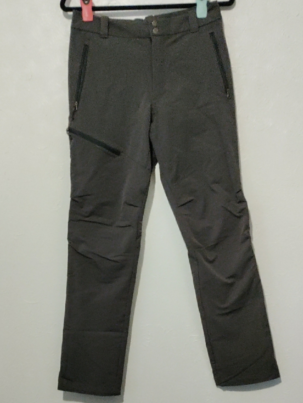 REI Men's Dark Gray Cargo Pants with Zippered Pockets 30W 32L